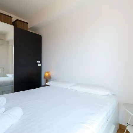 Ferienwohnung Navigli 6 Deluxe Mailand Exterior foto